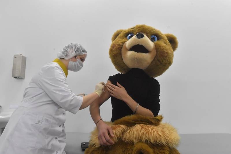 Вслед за Грецией: в России могут ввести штрафы за отказ от вакцинации от ковида