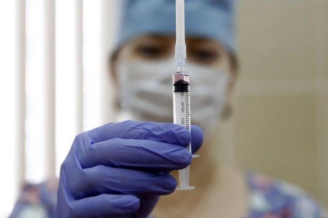 Вслед за Грецией: в России могут ввести штрафы за отказ от вакцинации от ковида