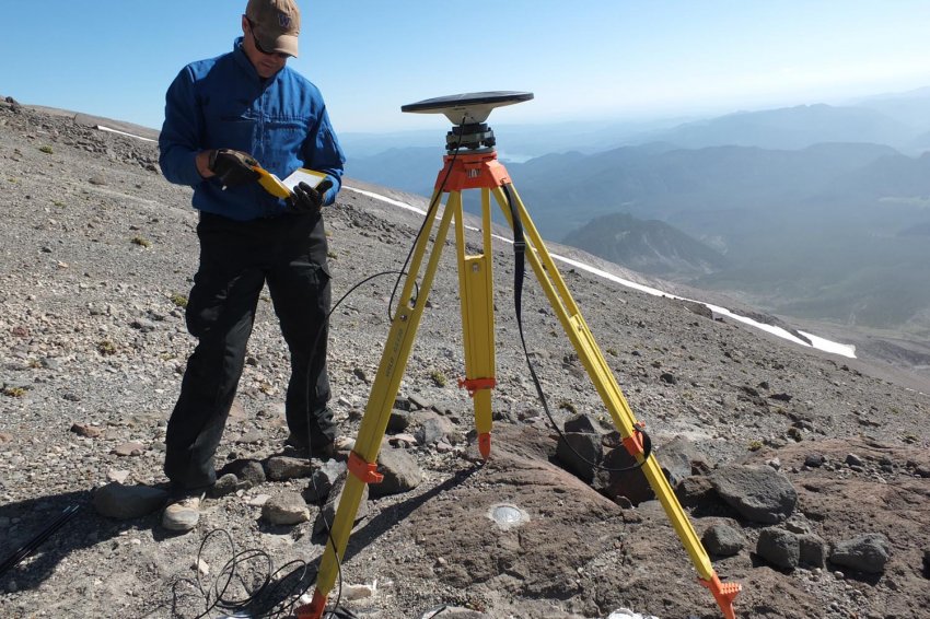 «Росгеология» будет участвовать в геологоразведке полезных ископаемых на суше и шельфе Индии