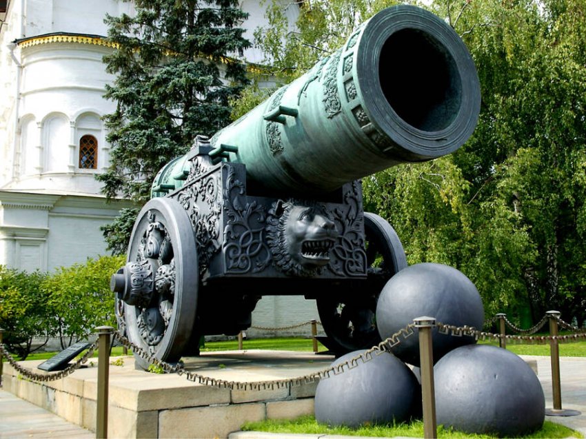 Когда на Руси появились первые пушки