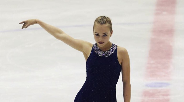 Кто из известных фигуристов покинул страну и почему так вышло?