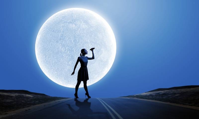 Волчье полнолуние, 18 января 2022 года: чем грозит и как себя обезопасить