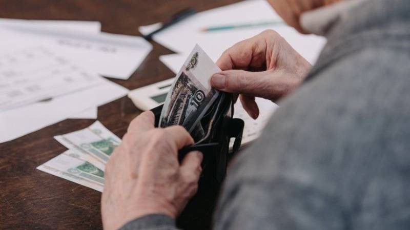 Когда и на сколько повысят пенсии военным в 2022 году в России