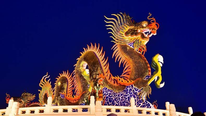 В китайский Новый год 2022 друзьям летят лучшие поздравления на открытках в стихах и прозе