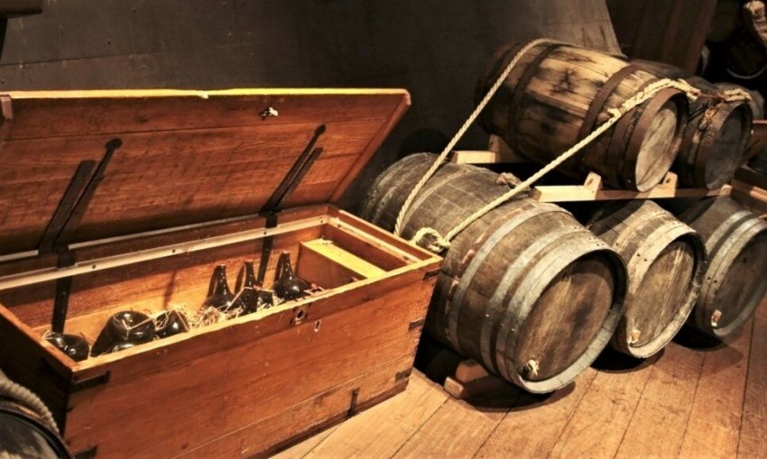 Где моряки добывали питьевую воду во время долгих плаваний?