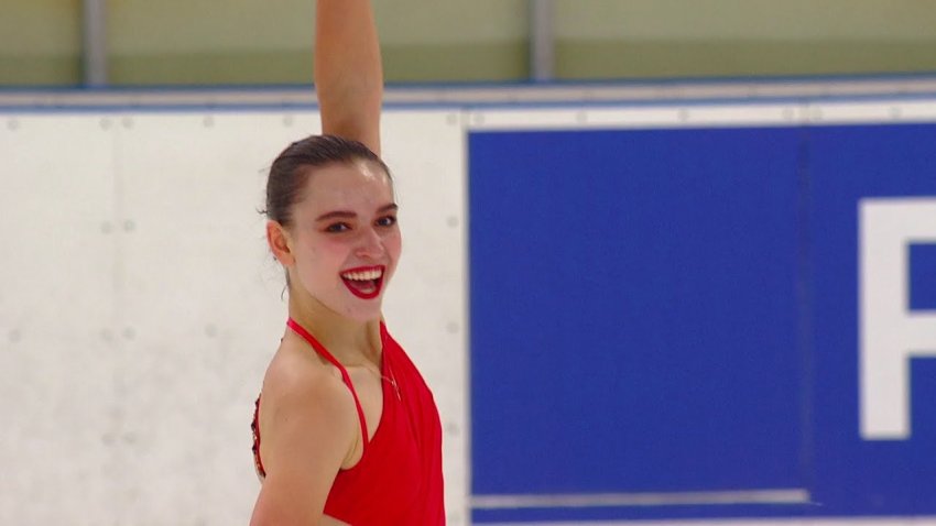 Кто из известных фигуристов покинул страну и почему так вышло?