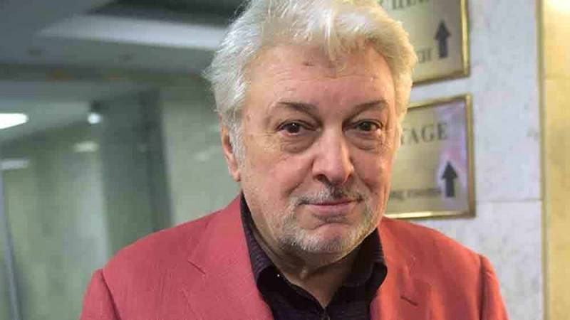 Больной Вячеслав Добрынин впервые появился на публике