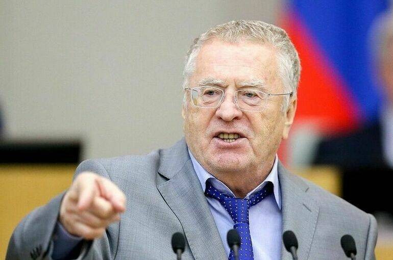 Лидер ЛДПР Жириновского подключили к аппарату ИВЛ, — СМИ