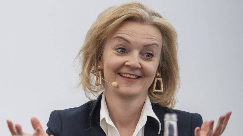 Глава МИД Великобритании снова опозорилась на весь мир — ей нужно учиться