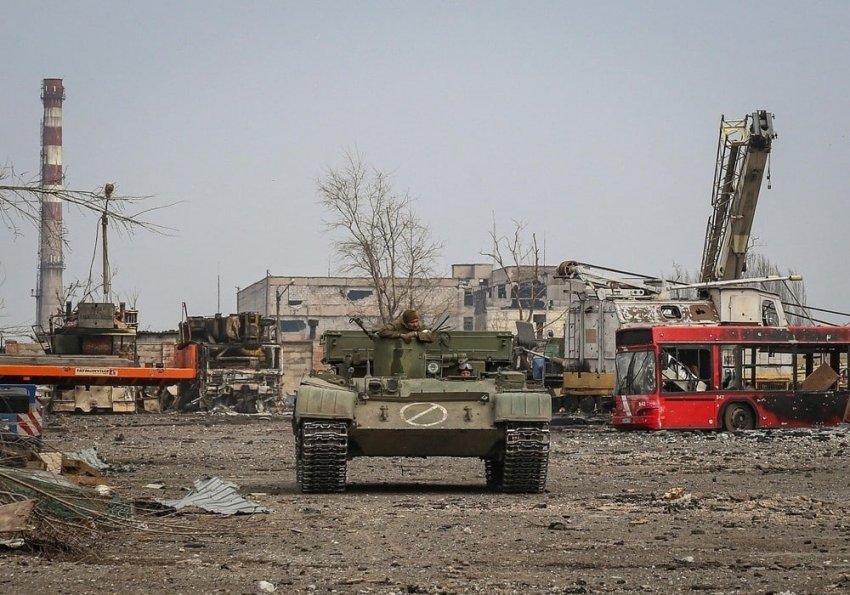 Появилась видео штурма завода "Азовсталь" в Мариуполе