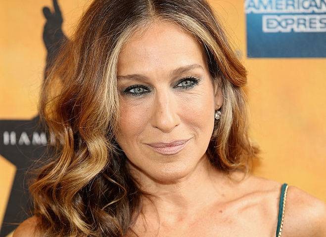 Знаменитости шоу-бизнеса, которые родились и выросли в нищете