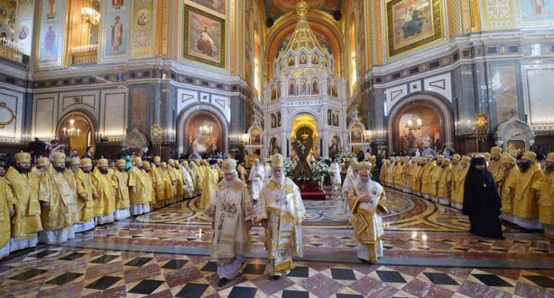 День 7 июня в истории России ознаменован событиями в дипломатии, транспорте и культурной жизни